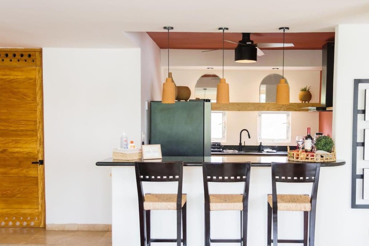 Stylish Luxe Penthouse - Exclusive Gated Community *